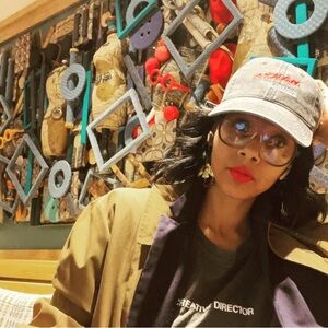 Meet your Posher, Candace